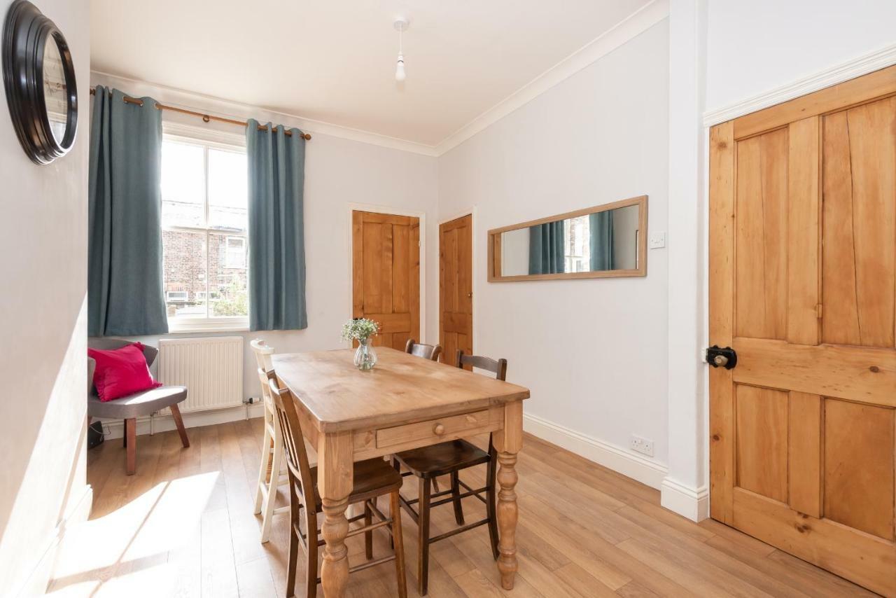 Charming Base For 5 Near Bishy Rd Pass The Keys Apartment Йорк Екстериор снимка
