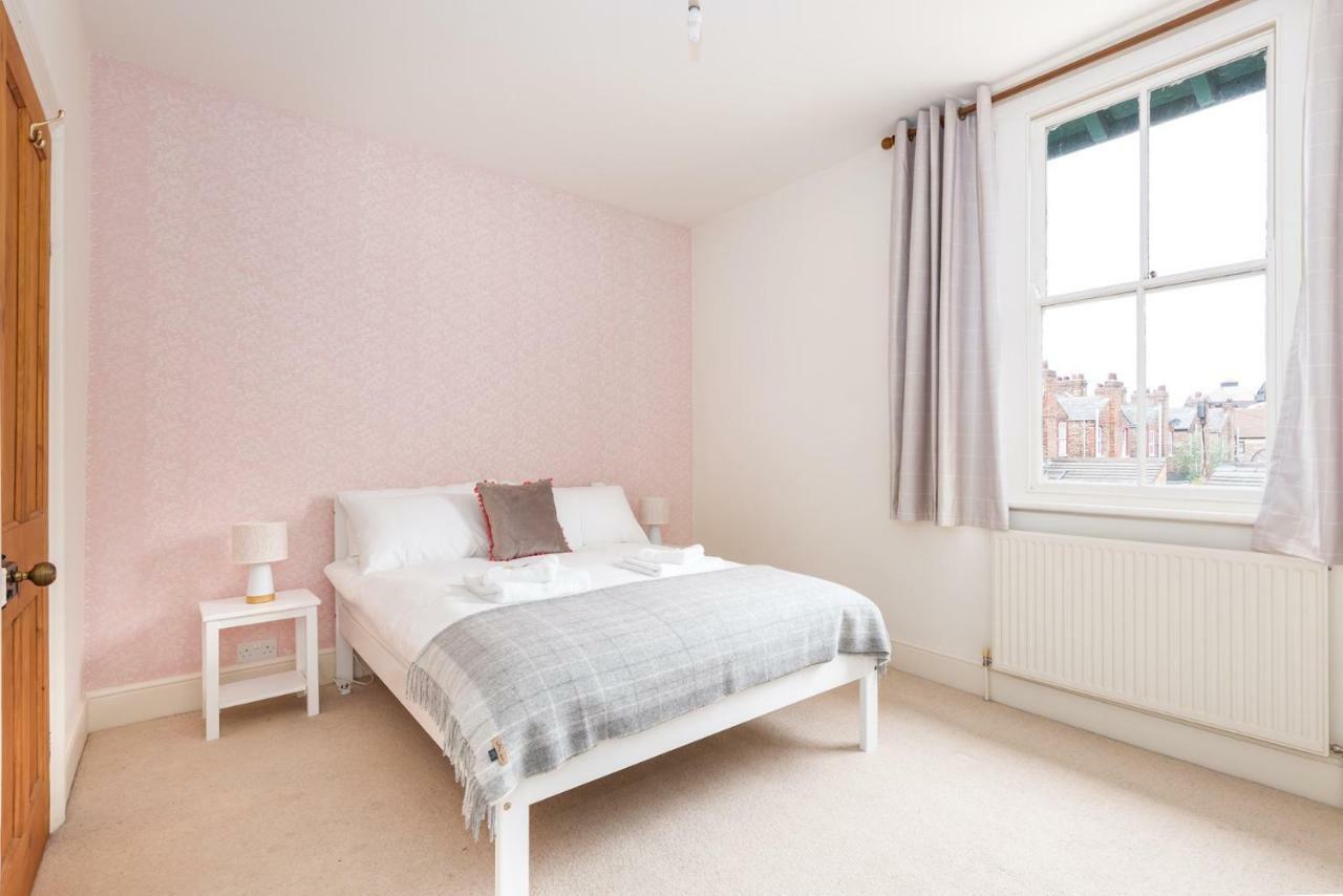 Charming Base For 5 Near Bishy Rd Pass The Keys Apartment Йорк Екстериор снимка