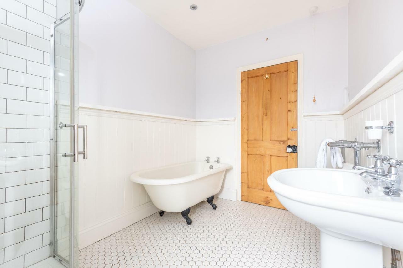 Charming Base For 5 Near Bishy Rd Pass The Keys Apartment Йорк Екстериор снимка